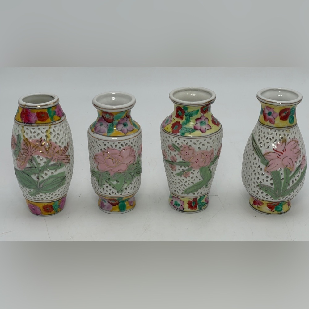 Set of four floral short oval vase || Vintage vase pink hues || Vintage Asian